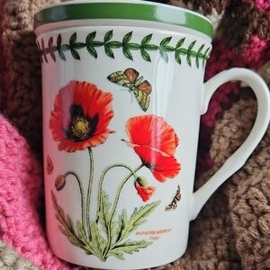 Portmeirion Botanical Poppy Mug with Green Rim